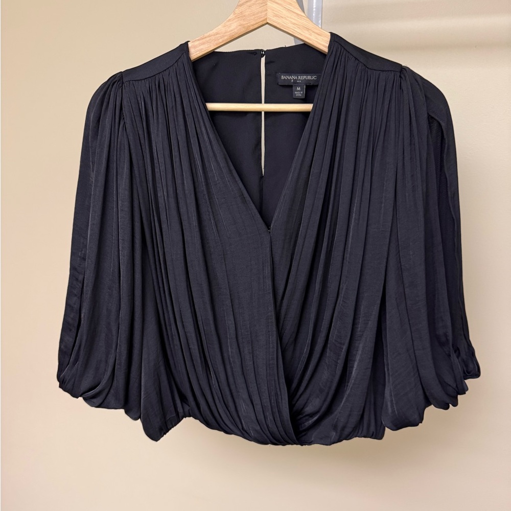 Banana Republic Black Draped Pleated Blouse Top Size M NWOT